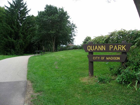 Close bikepath gets you to tennis, downtown, campus, city's largest dogpark, gardens