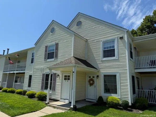 159 Fairview Circle #291U, Middle Island, NY 11953