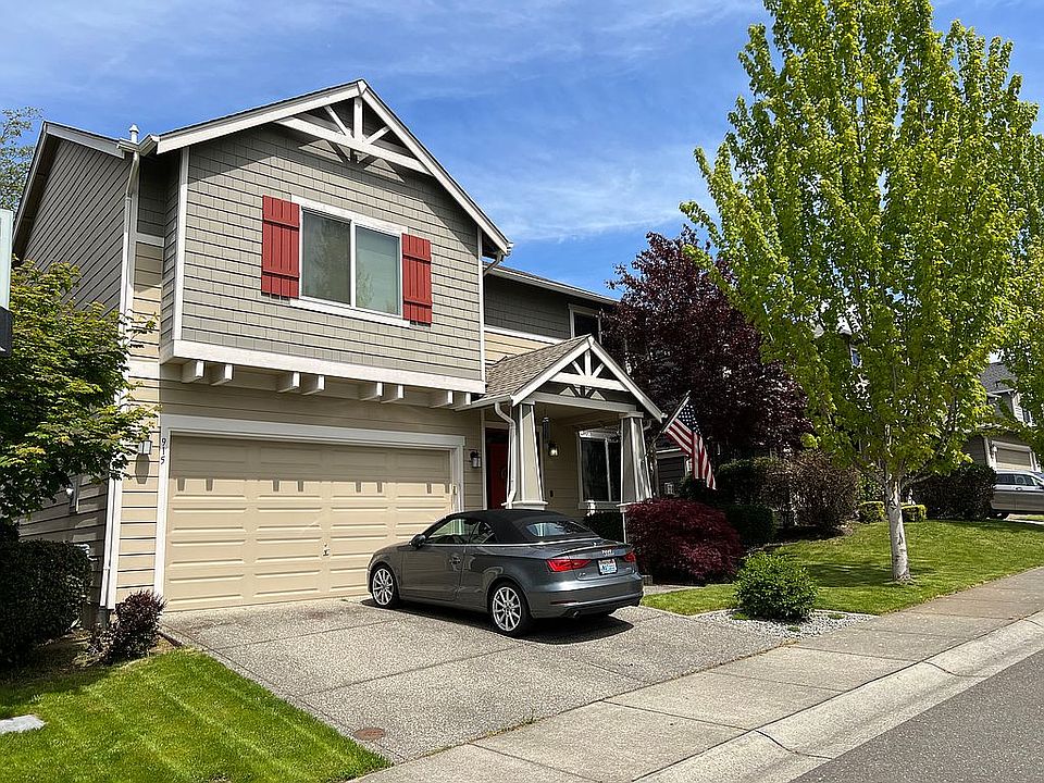 1st image of 915 207th St SW