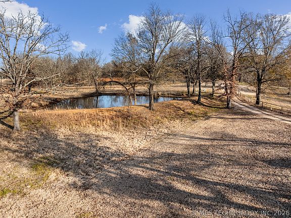 2nd image of 1292 E 2070th Rd