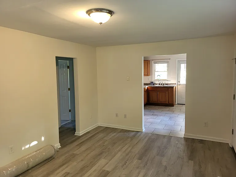 120 Lake Rd — Photo 8