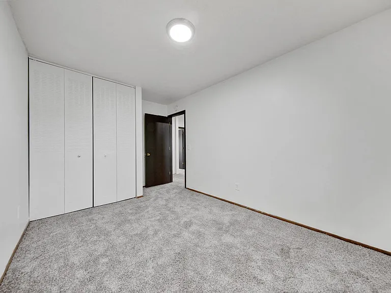 Rice Creek Townhouses — Photo 3