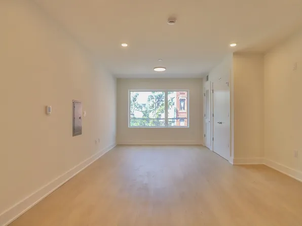 303 Madison Street image 12 of 18