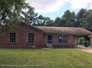 8095 Jamesbrook Dr, Southaven, MS 38671