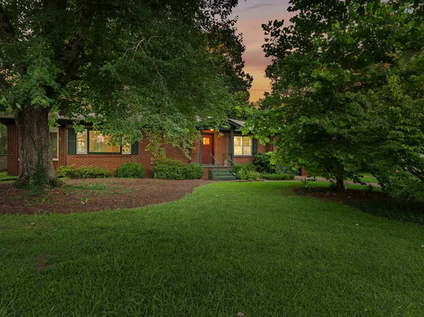 6863 Robin Dr, Chattanooga, TN 37421