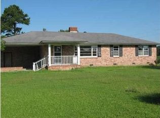 415 E 6th Ave, Pamplico, SC 29583