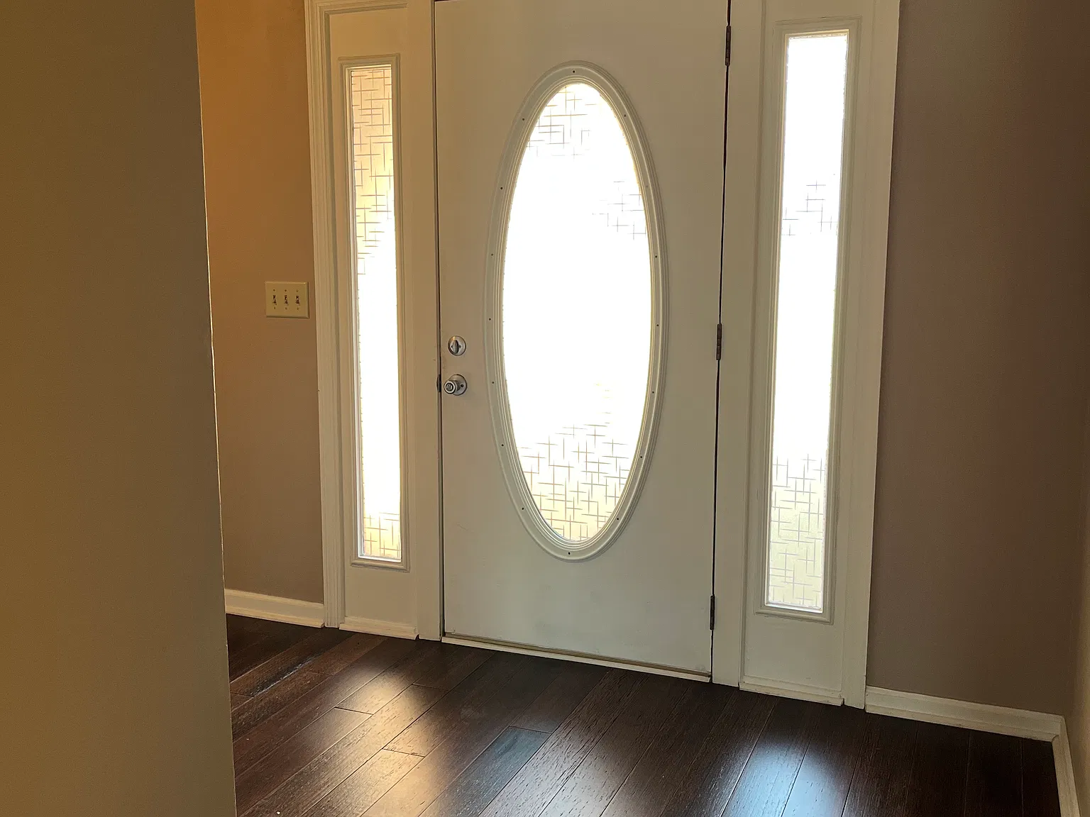 3 bed, 1623 sqft, $2,900 — Photo 4