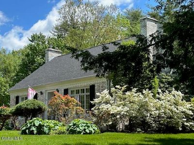 2254 Algonquin Road, Niskayuna, NY, 12309