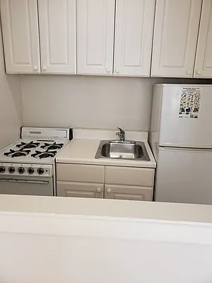 Rented by Martin Paul Realty Associated Inc | media 16
