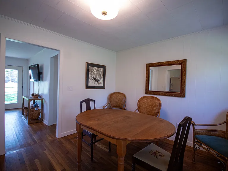 2235 White Oak Rd — Photo 8