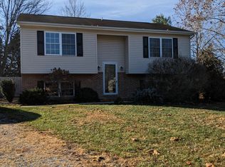 45 Bentley Cir, Grottoes, VA 24441