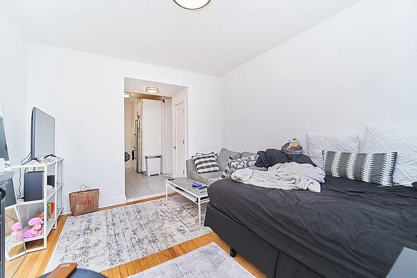 Rented by Living New York | media 20
