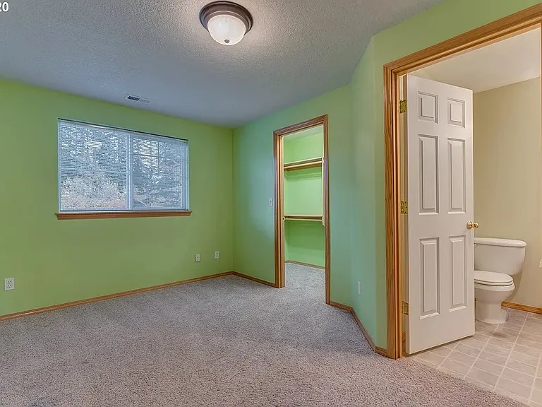 765 SE 8th Ave — Photo 15
