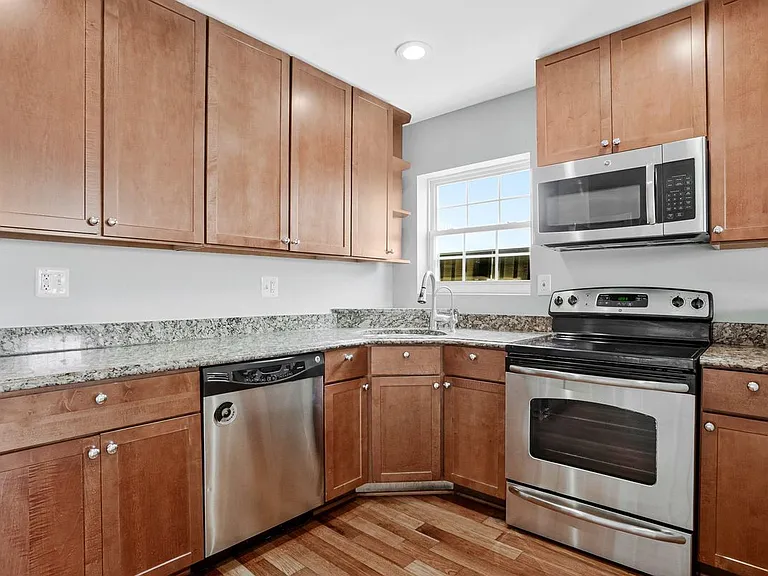 911 Kennedy St NW #11B — Photo 29