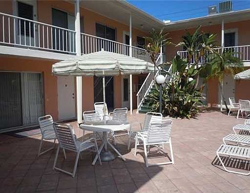 1st image of 700 W Venice Ave APT 105