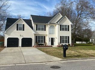 108 Hillside Ave, Suffolk, VA 23434
