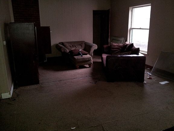 4th image of 1310 Race St