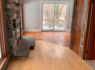 406 Middle Hwy, Barrington, RI 02806