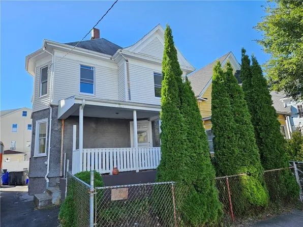 176 Reynolds Ave, Providence, RI 02905