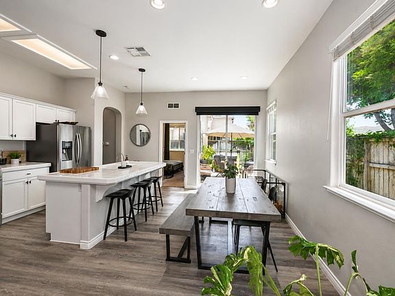4th image of 3693 W Persimmon Ln