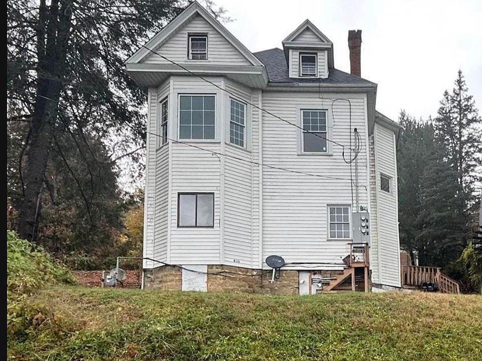 1st image of 217 Watson Ave