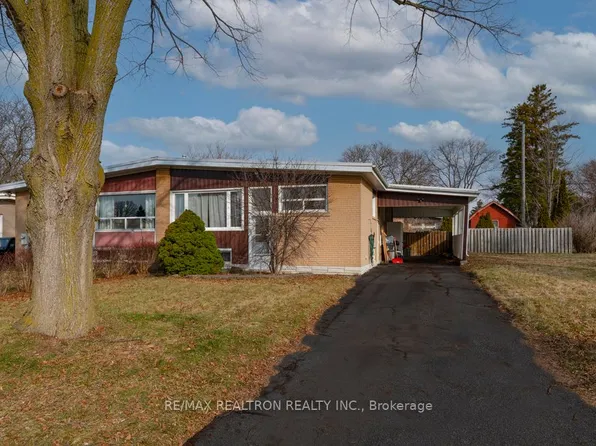 57 Pynford Cres, Toronto, ON M3A 1W7