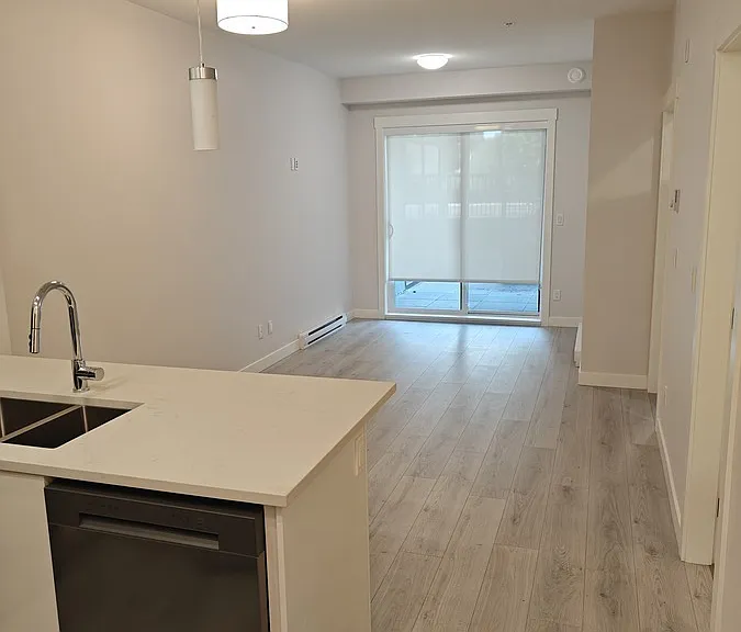 33996 Pine St #100 — Photo 3