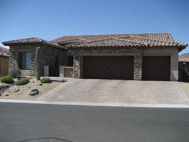 1st image of 8026 E Sugarloaf Cir