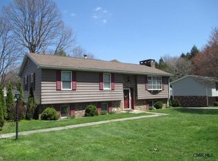 144 Kelly Dr, Windber, PA 15963