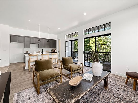 3rd image of 581 Higuera St Unit 309