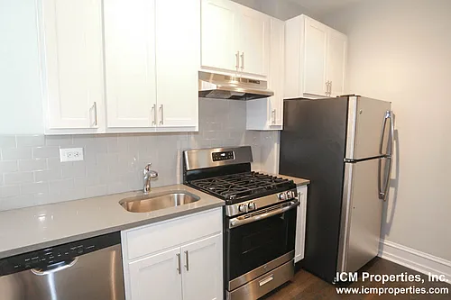 1610 W Berteau Ave #1 Photo 1