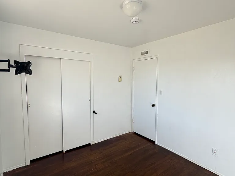 5935 Lake Murray Blvd — Photo 18
