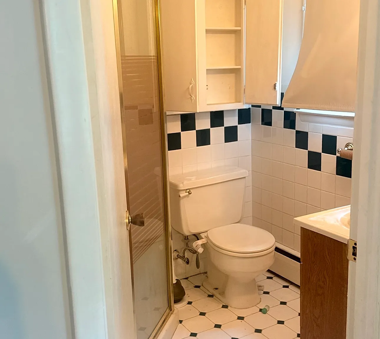 3 bed, 1410 sqft, $2,907 — Photo 2