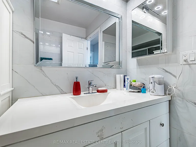 937 Blairholm Ave #UPPER — Photo 34