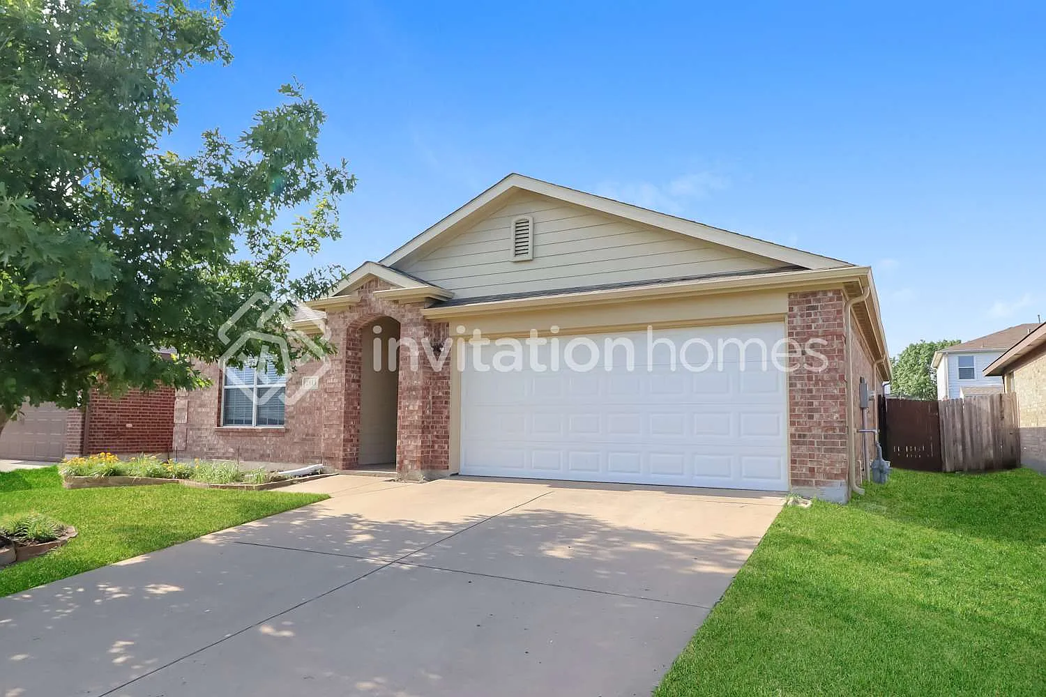 2513 Stonewall Ln Fort Worth, TX 76123 — Photo 1