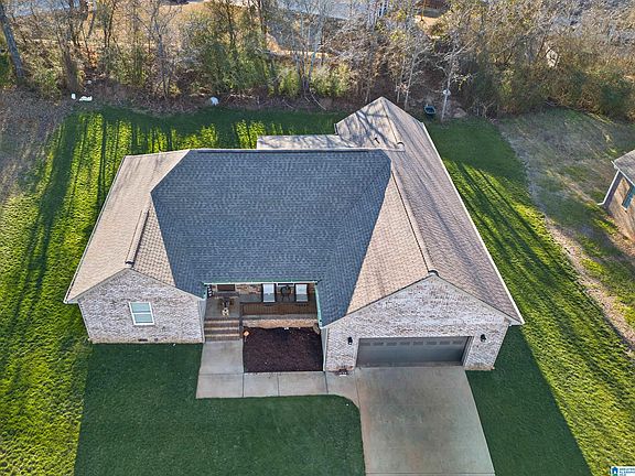3rd image of 108 Lake Pointe Dr