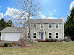 583 Lake Shore Rd, Grafton, WI 53024