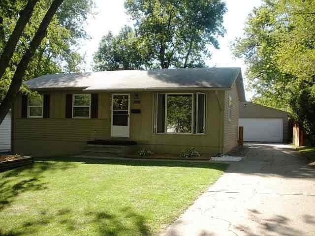 1st image of 3566 S 121st St