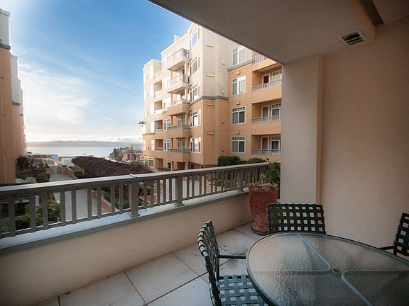 5th image of 109 2nd St S APT 221
