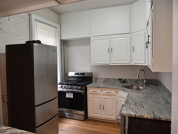 3rd image of 4419 Baltimore Ave Floor 3