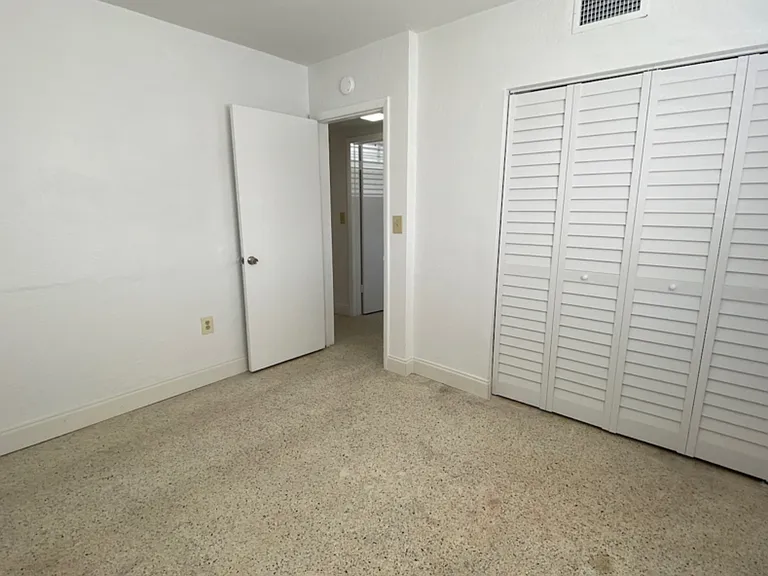 931 SW 71st Ave #931 — Photo 6