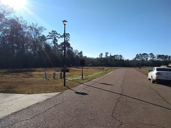 4th image of 28417 Evangeline Ln