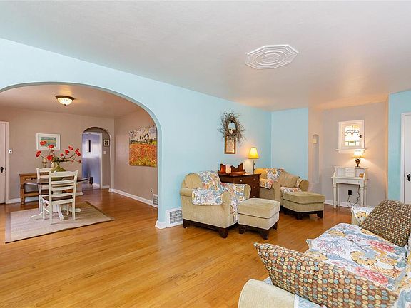 2nd image of 9018 Rosemary Ave
