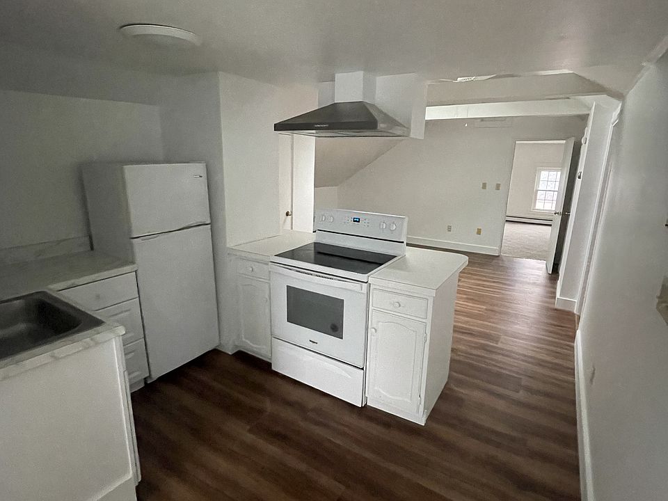 1st image of 619 County Street 3