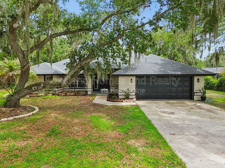 95 Woodside Dr — Photo 52