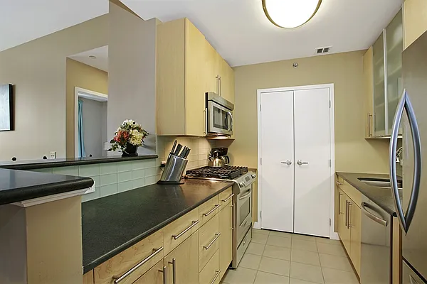 Sold by Corcoran | media 2