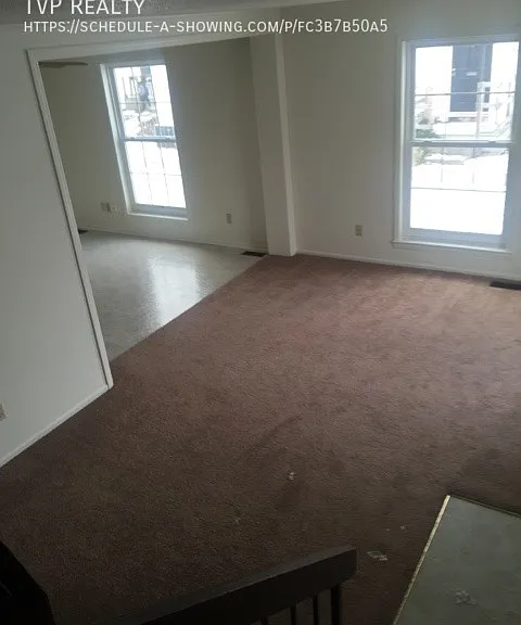 22 Potomac Ln — Photo 2