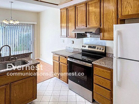 3rd image of 34282 Kenwood Dr