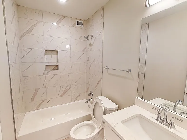 232 Hamilton St NW #207 — Photo 2
