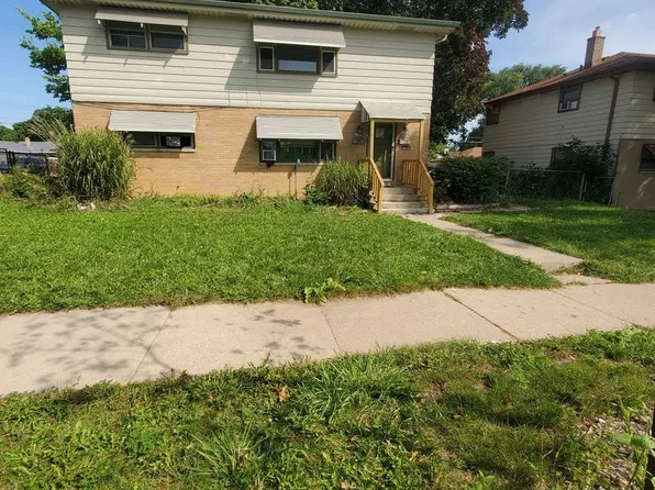 8302-8304 W Grantosa Dr. (Duplex), 8302-8304 W Grantosa Dr, Milwaukee, WI 53218